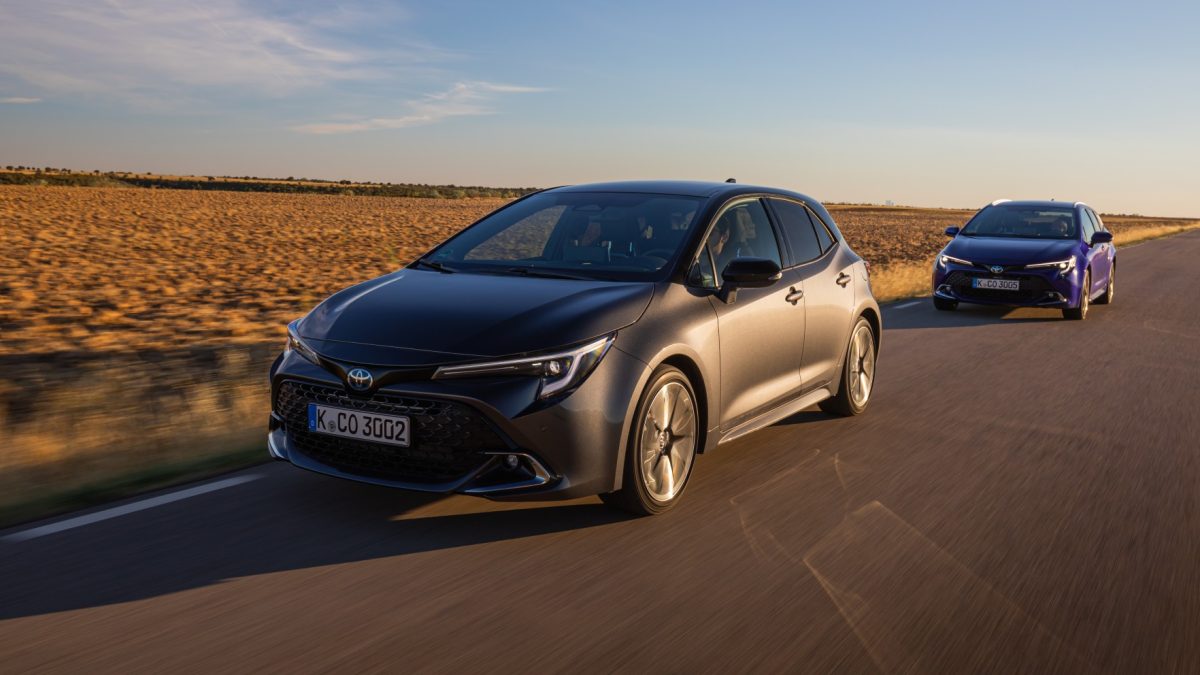 El Toyota Corolla se renueva con más potencia