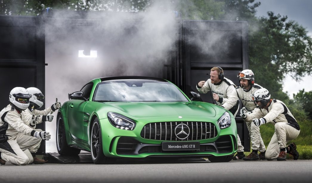 Mercedes AMG GT-R