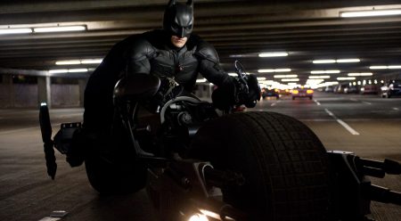 Tú también puedes tener la moto que lleva Batman en ‘El Caballero Oscuro’