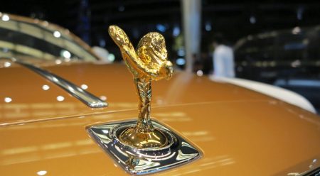 Espíritu del Éxtasis en oro para Rolls-Royce: 9.500 euros
