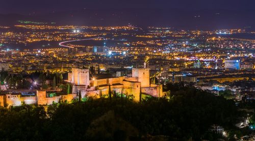 Los 10 mejores sitios de España para tomar las uvas desde el coche