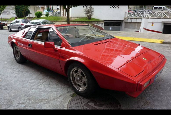 Lotus Esprit S 2 (1978) // <a href="http://www.miclasico.com/108-lotus/884-esprit-s-2" target="_blank">18.000 euros</a>