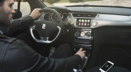 Piratas sobre ruedas: cómo pueden manipular tu coche con un móvil
