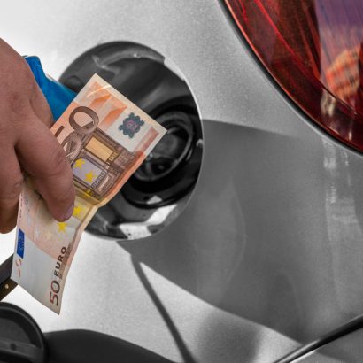 Así se puede reducir drásticamente el gasto de combustible: cinco sencillos consejos para lograrlo
