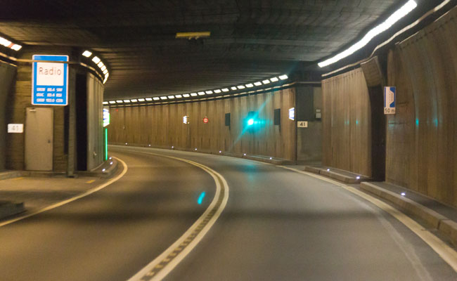 5. Túnel de San Gotardo (Suiza) // 16,91 km
