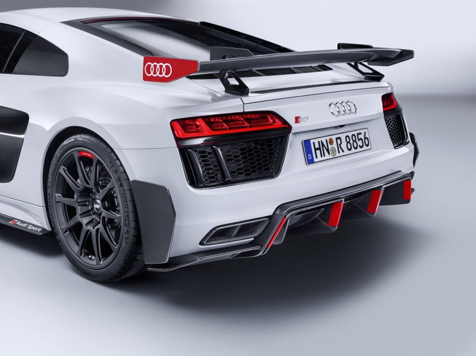 Audi-TT-RS-R8-Performance-Parts-18-940x7