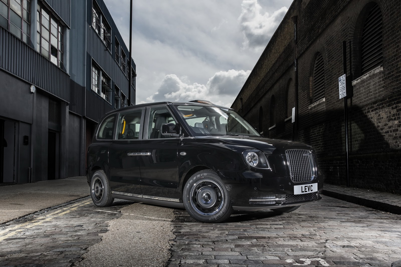 Londres aparca el diésel y electrifica su flota de taxis