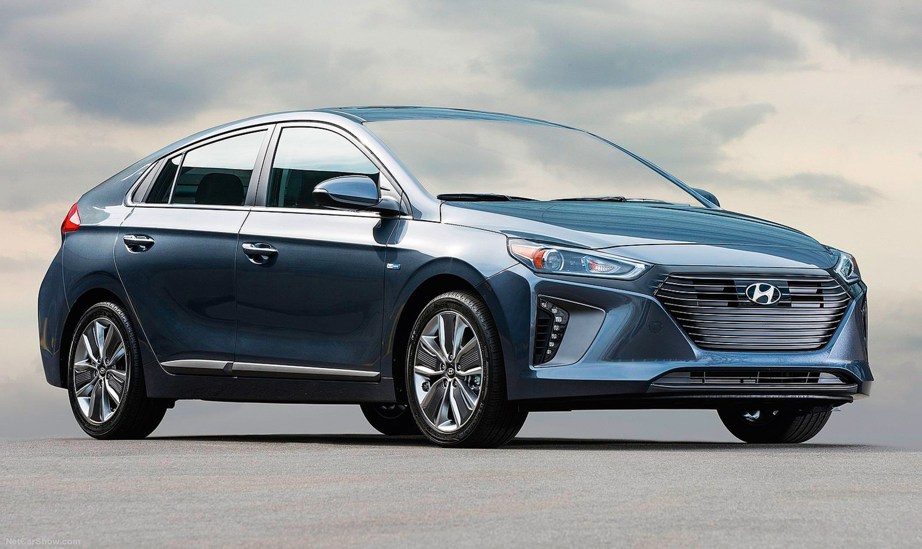 HÍBRIDOS // Hyundai Ioniq: eficiencia sin carencias