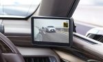 El Lexus ES sustituye los retrovisores por cámaras