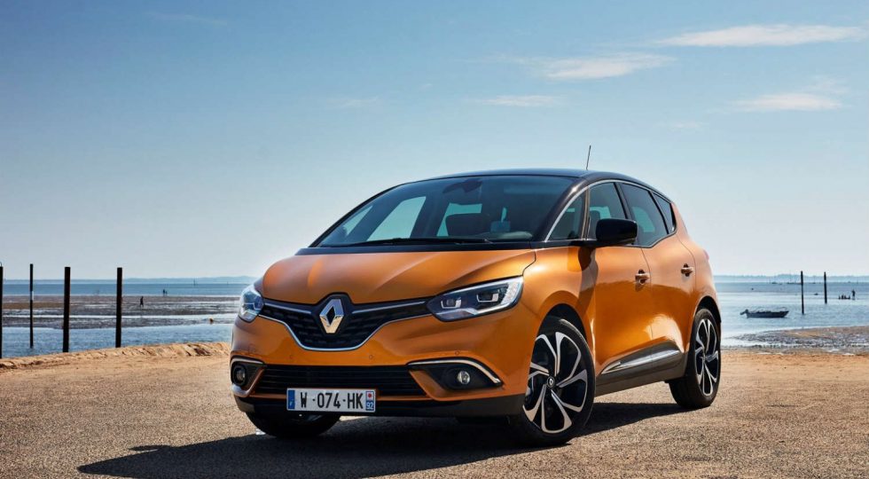Renault Scénic: 25.335 euros