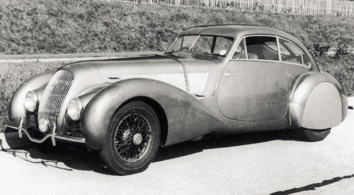 Bentley: 100 años de lujo, deportividad y pasión