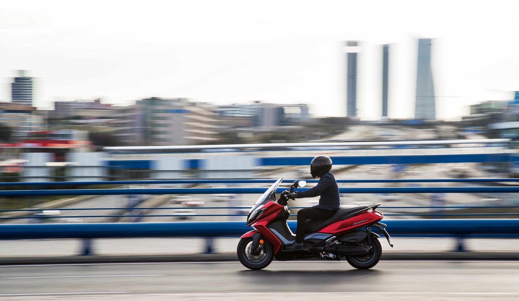 La moto reivindica su protagonismo en la nueva movilidad