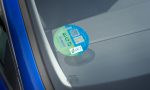 Distintivo ambiental de la DGT: ¿cómo saber qué etiqueta tiene mi coche?
