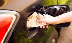 Los descuentos de las gasolineras vuelven a crecer: hasta 40 céntimos