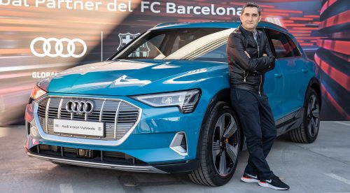 Los jugadores del Barça recogen sus Audi: triunfan los SUV