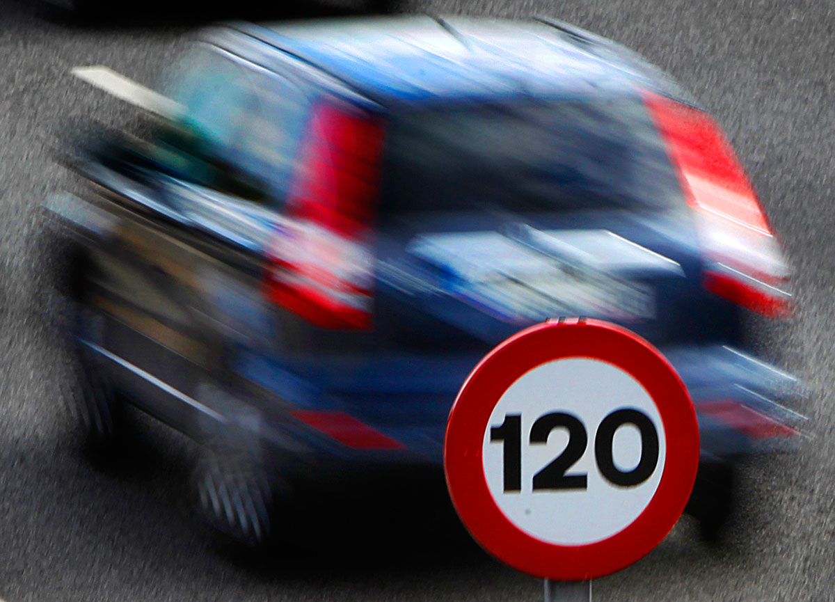 El sistema que controla la velocidad de los coches, obligatorio en 2022