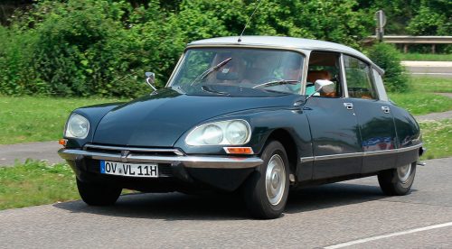 Del 2CV al Tiburón: 10 coches que han marcado los 100 años de Citroën