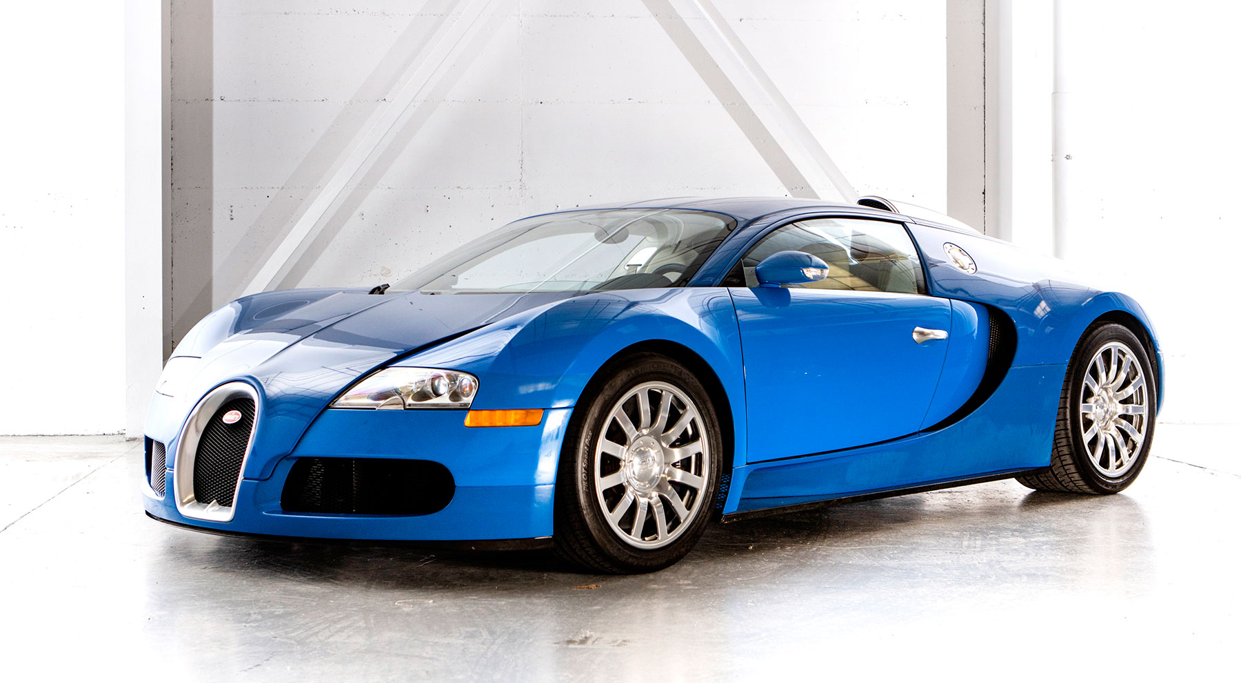 Bugatti Veyron 16.4 // 1.198.354 euros