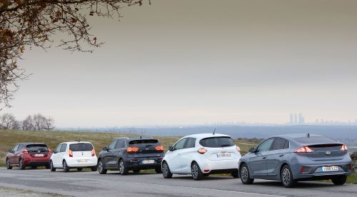 Cinco coches eléctricos populares, vistos por dentro y por fuera