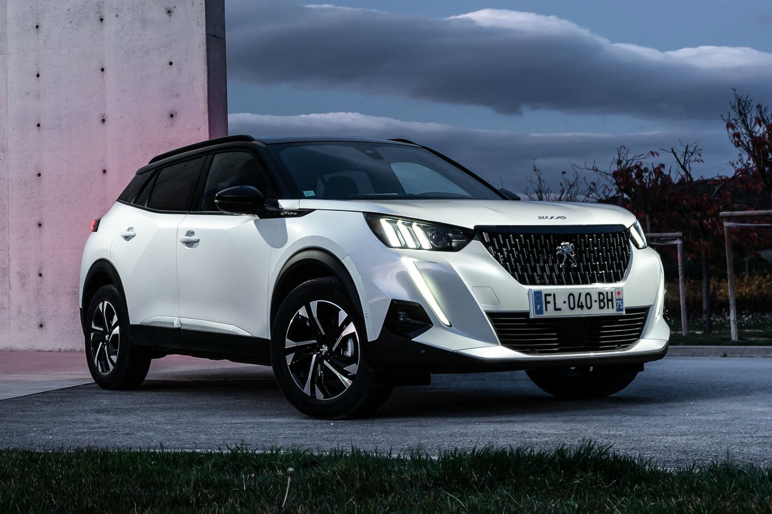 SUV