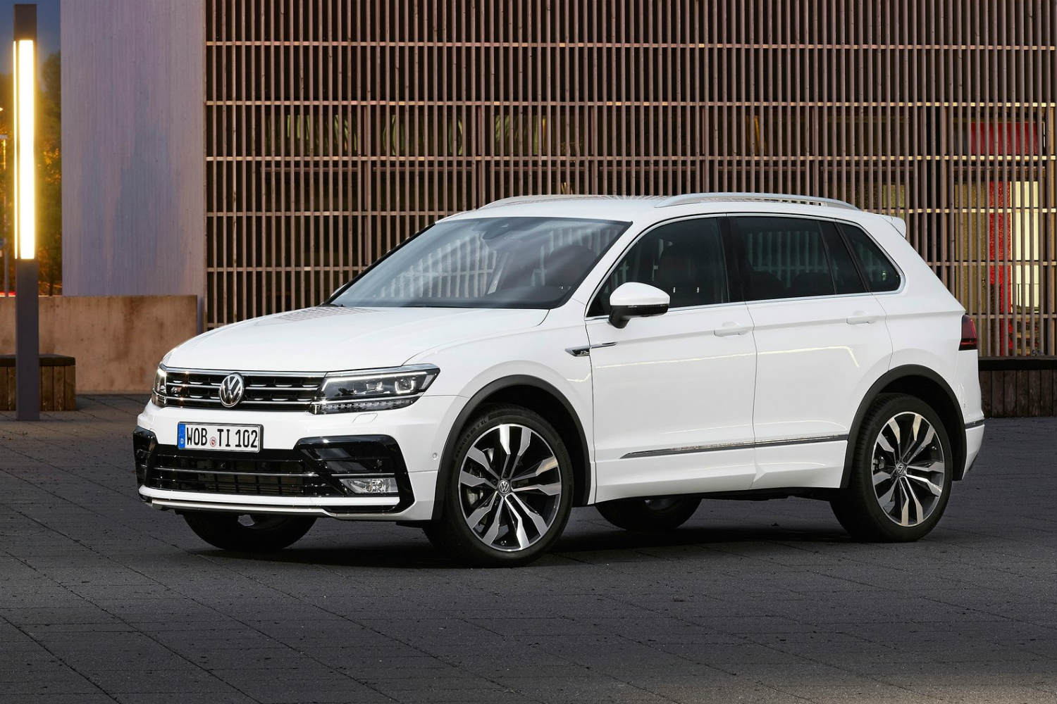SUV