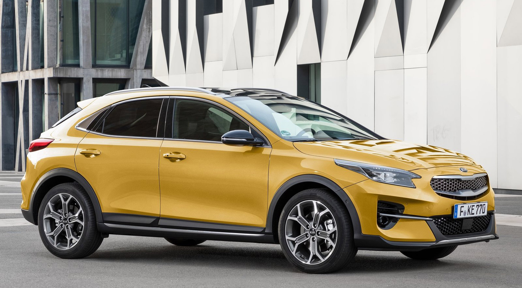 Kia XCeed // Desde 18.895 euros