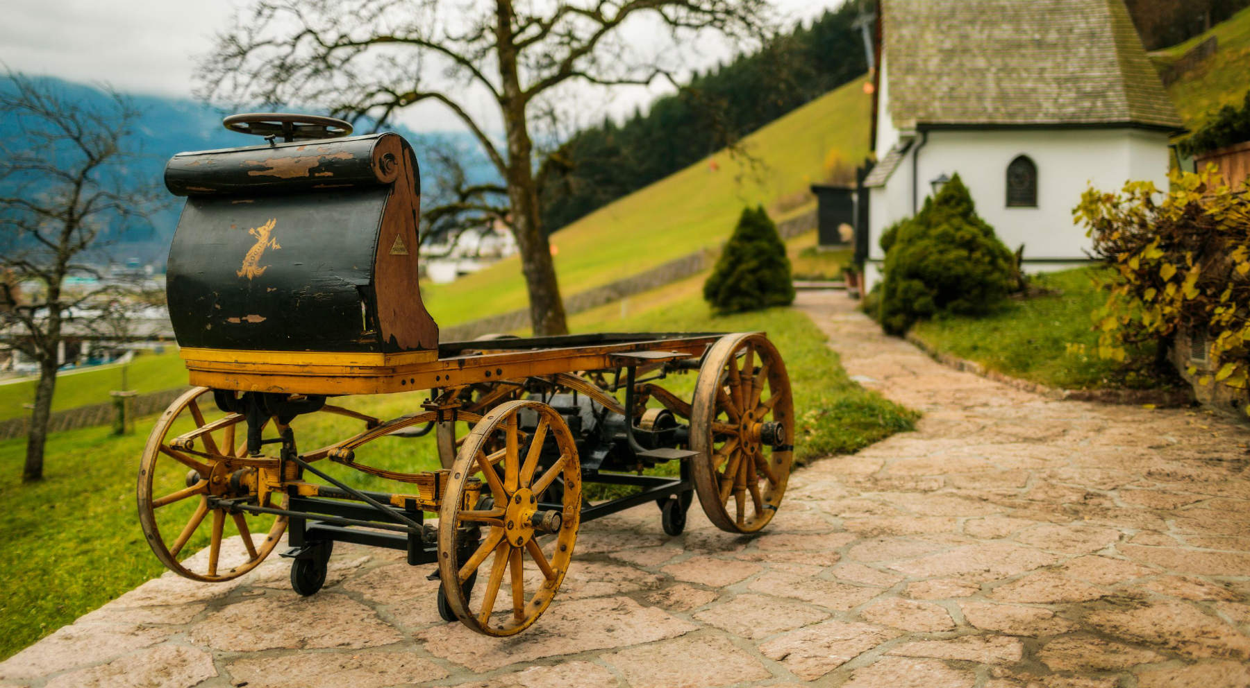 primer coche eléctrico