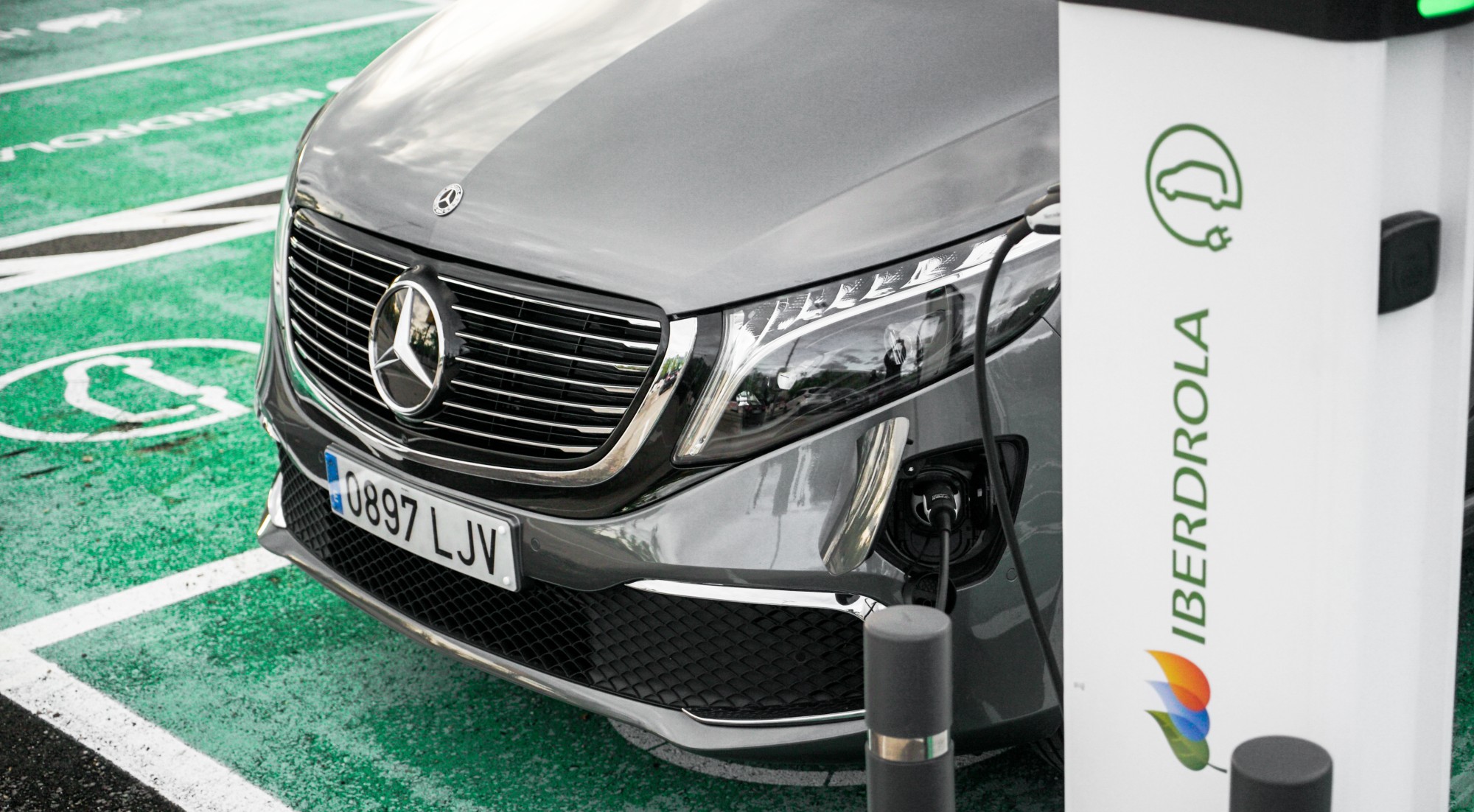 Mercedes EQV 300