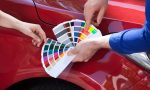 En la era digital, los coches mantienen colores analógicos