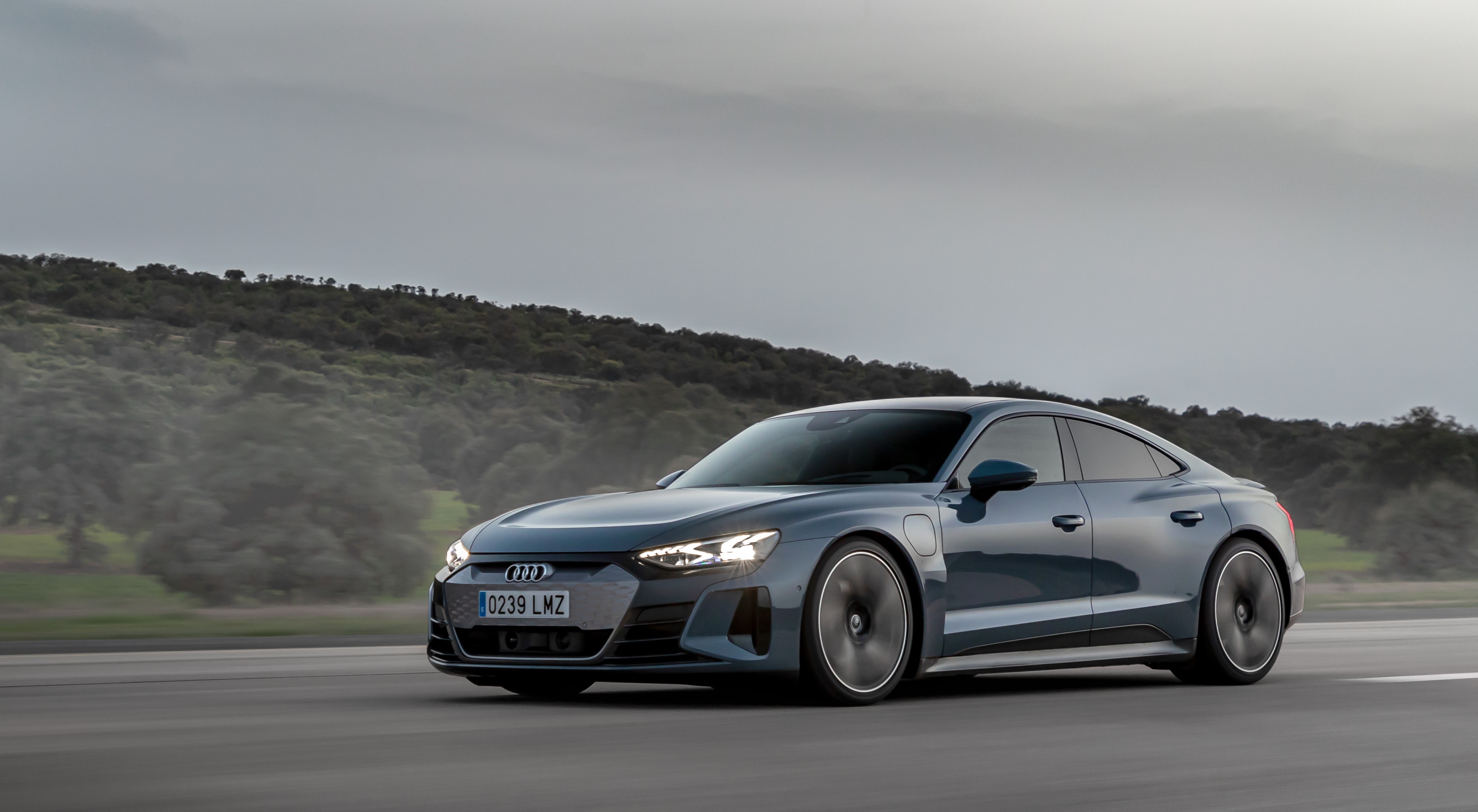 Al volante del Audi e-tron GT: un eléctrico que supera a los gasolina