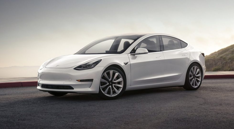 Tesla Model 3 Gran Autonomia