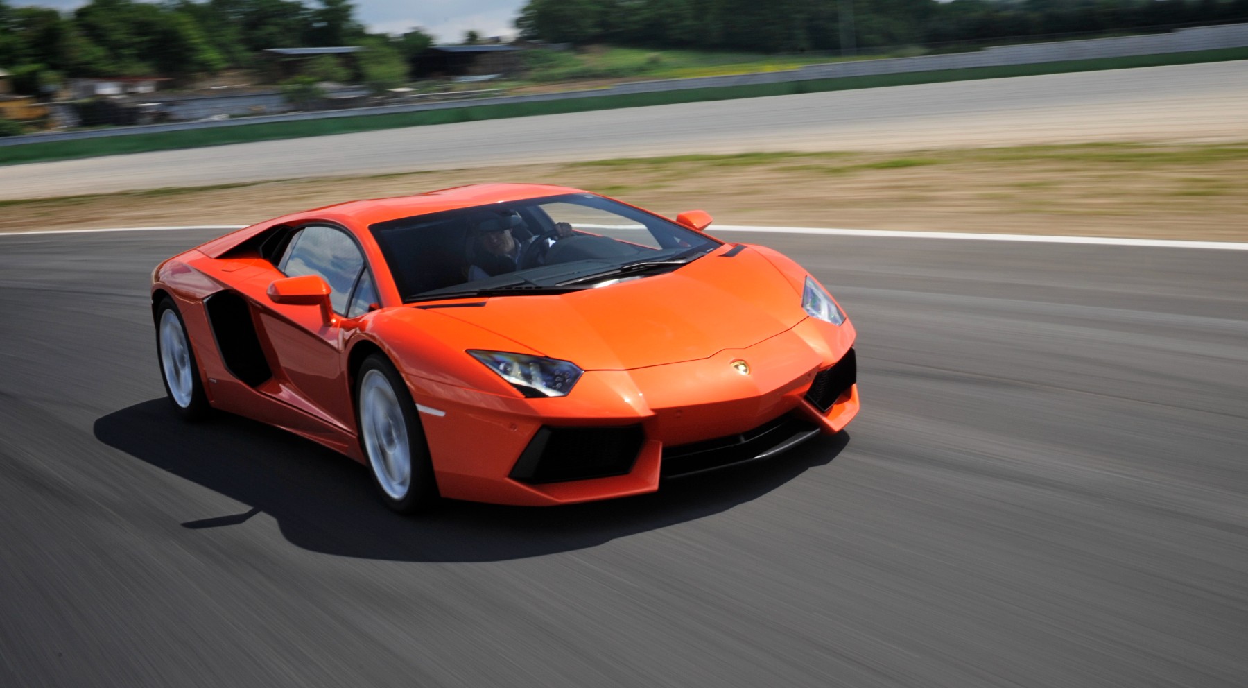 Lamborghini Aventador