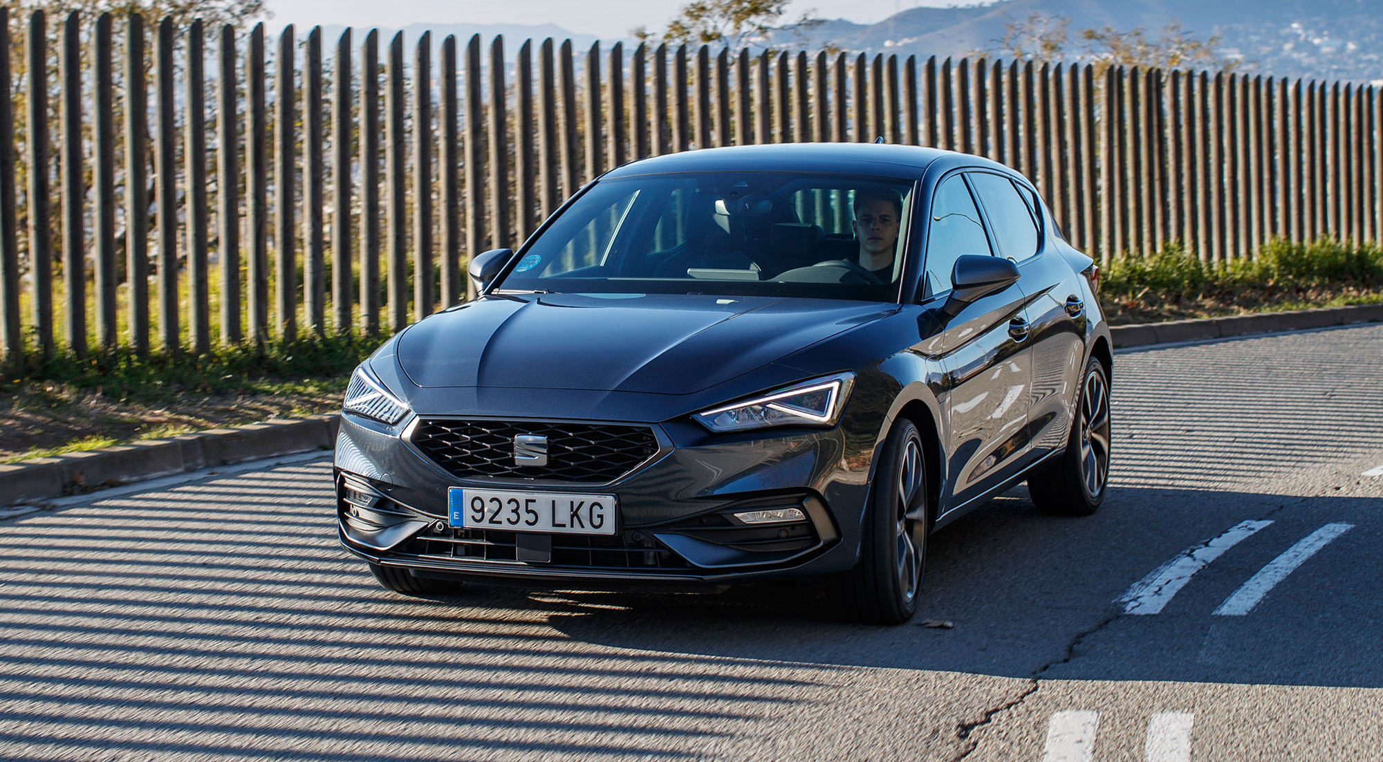 FAMILIARES COMPACTOS // Seat León