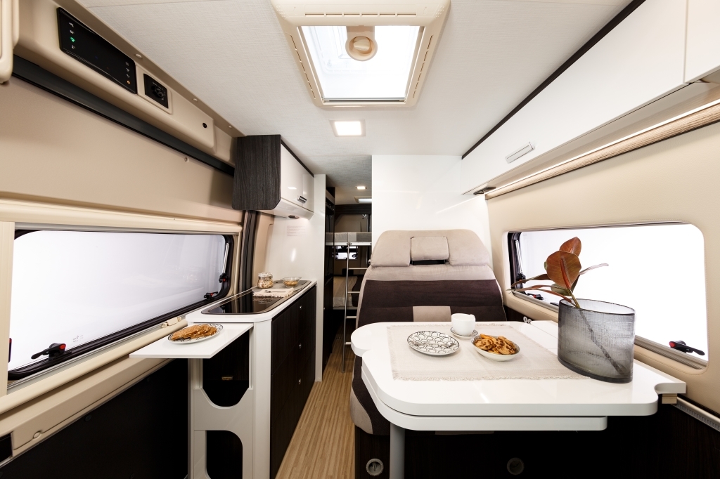 Benimar Benivan 116 UP