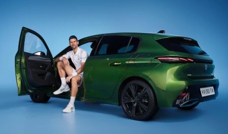 Djokovic y Peugeot, una larga colaboración