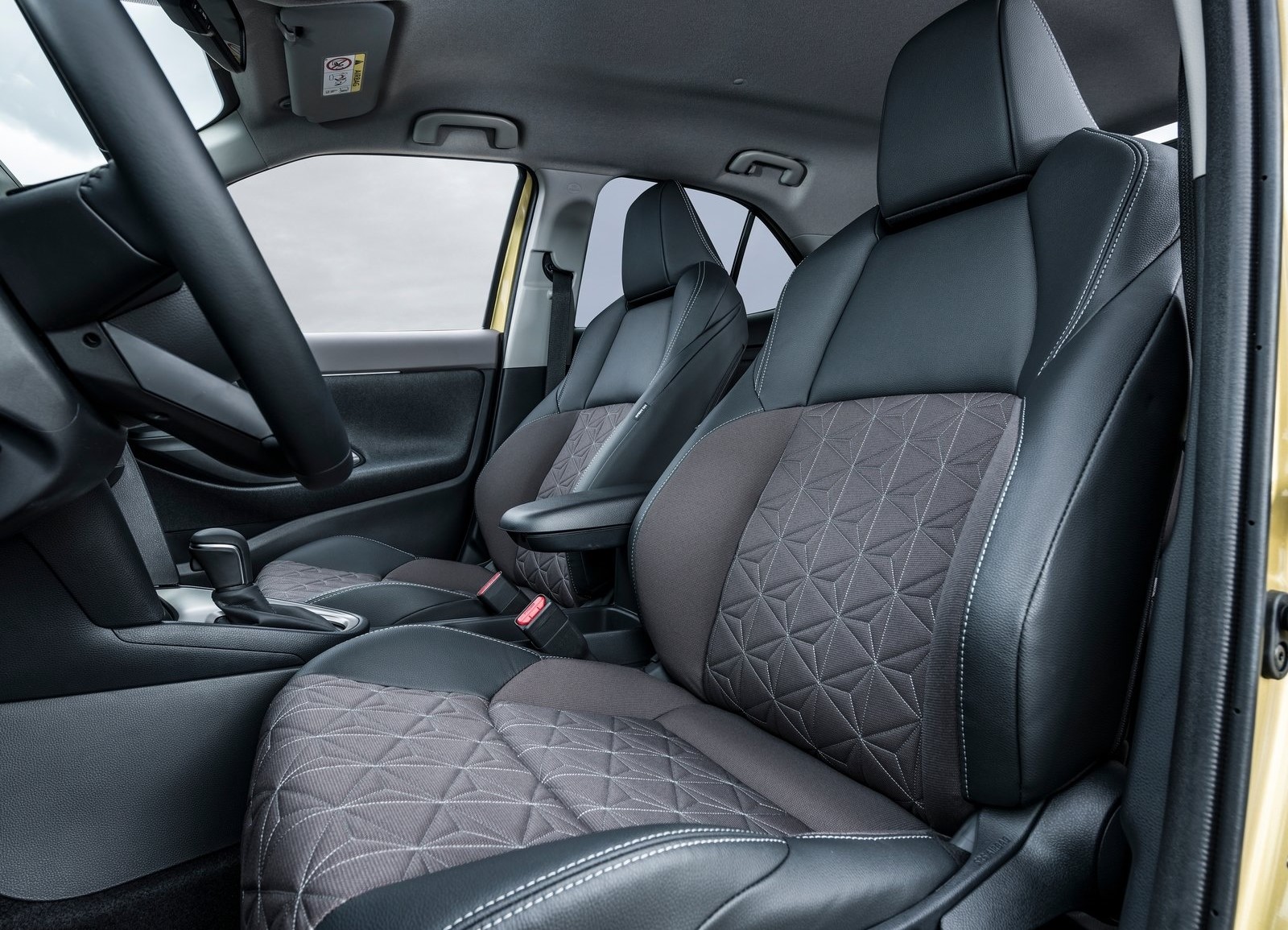 Toyota Yaris Cross / Plazas delanteras