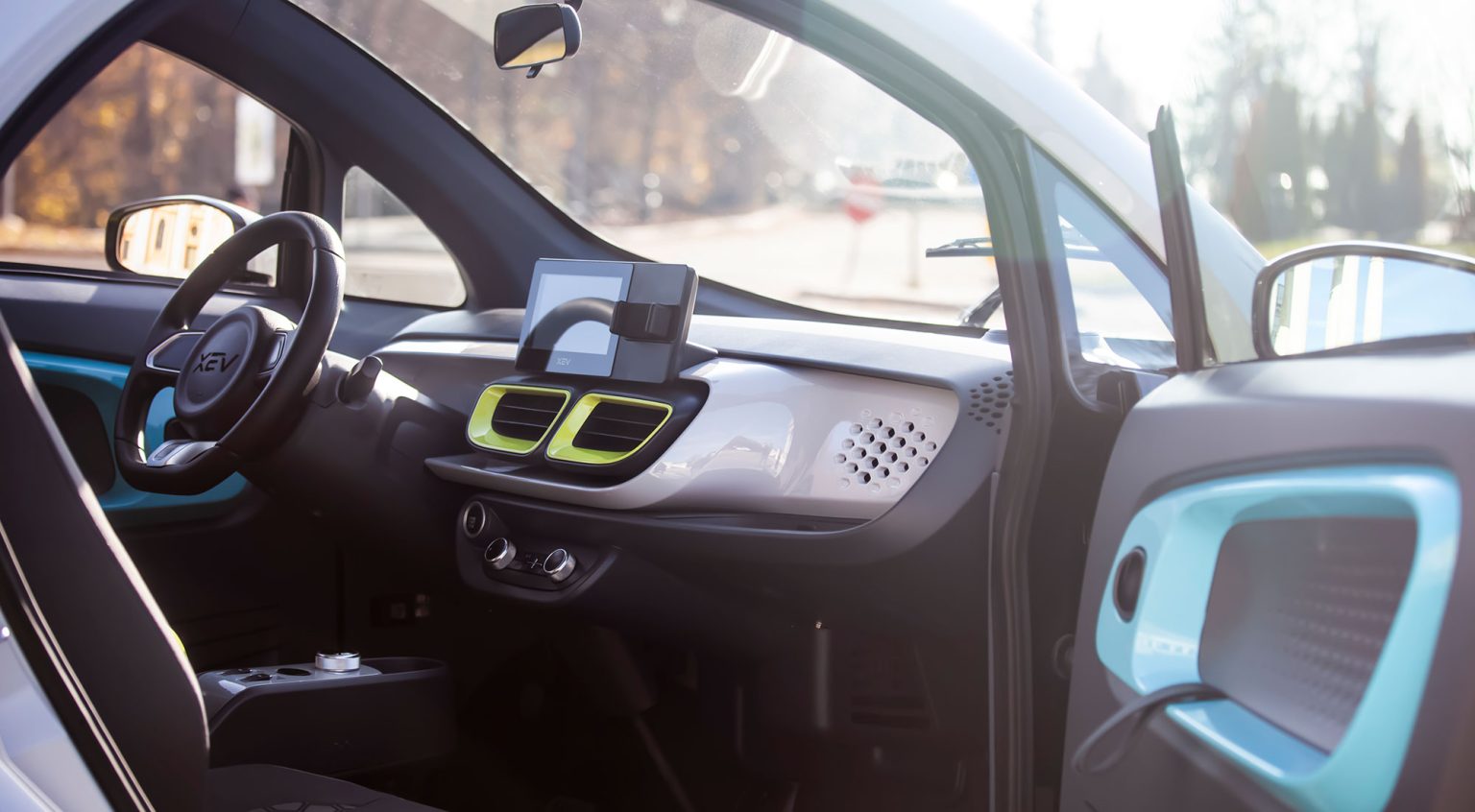 Así es el XEV Yoyo, un coche eléctrico diseñado en 3D Eléctricos
