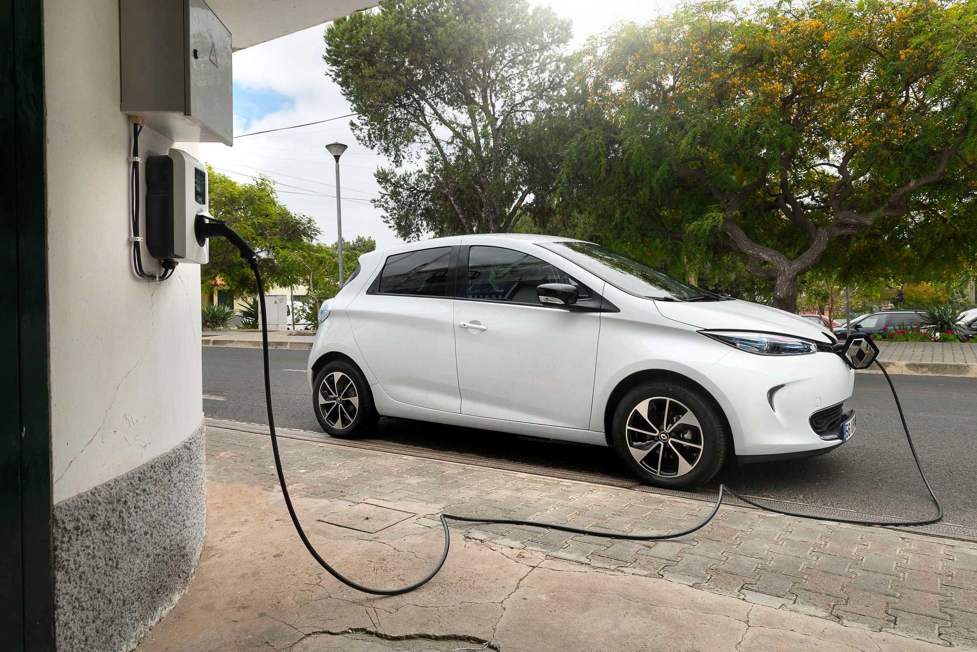 Cargador coche eléctrico