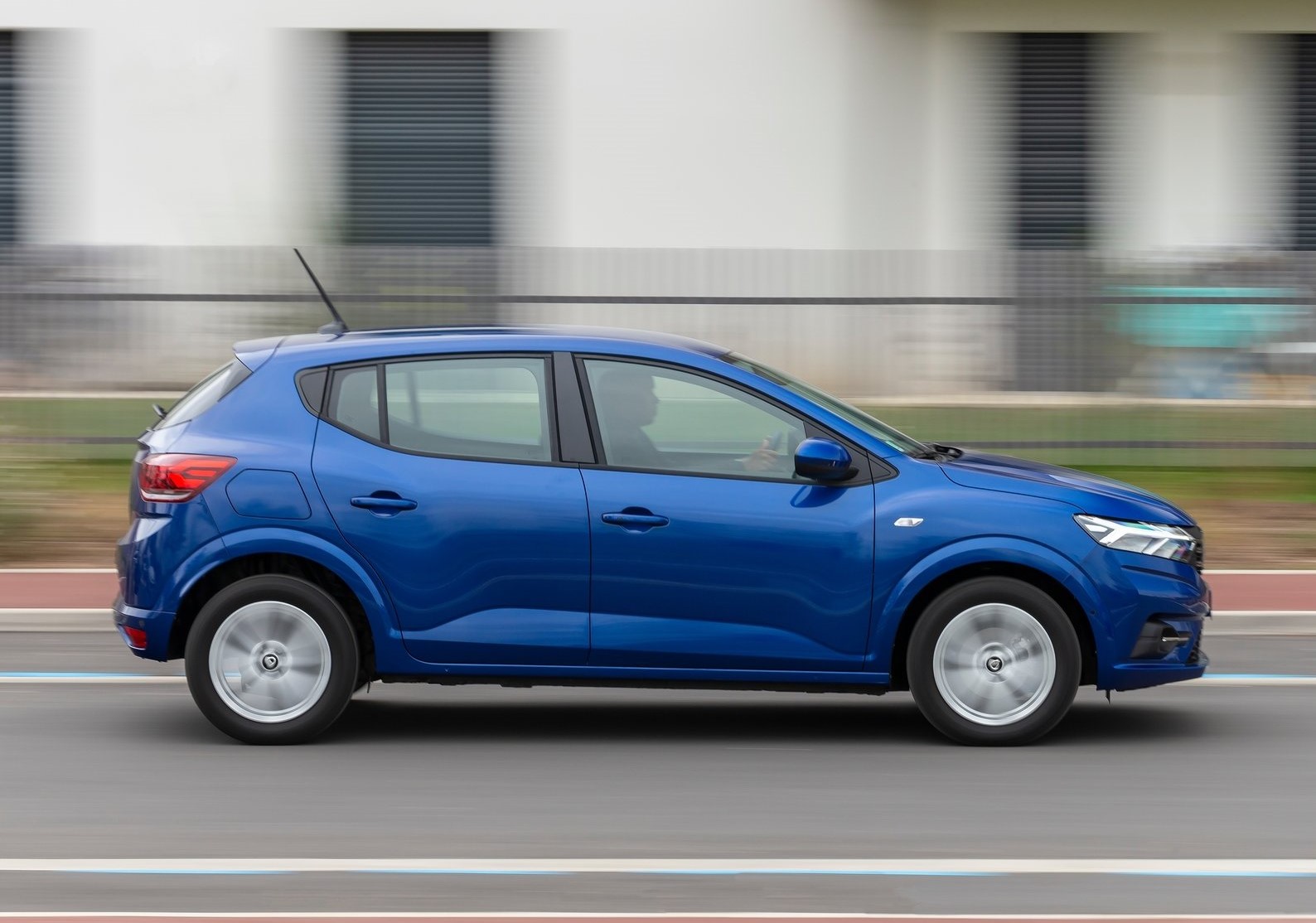 Dacia Sandero, tercero