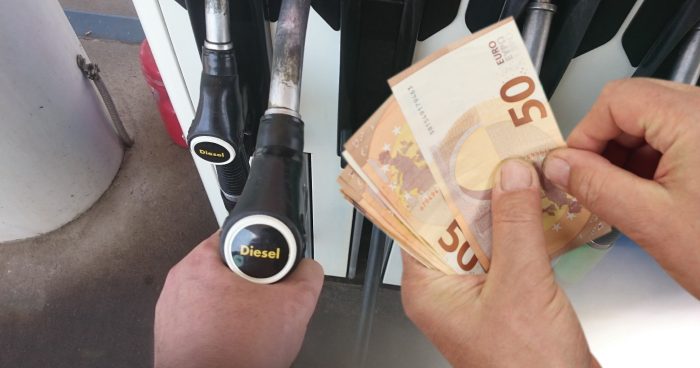 Precios de los combustibles: por qué suben y cuánto lo hacen
