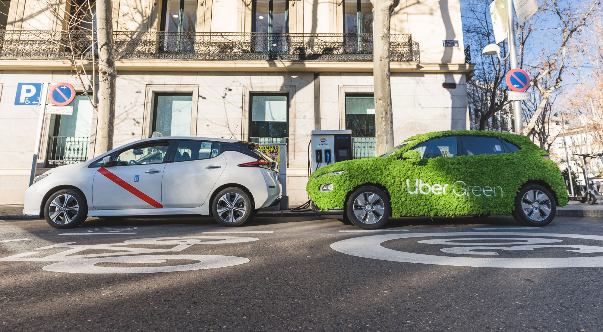Uber estrena en Madrid su servicio de movilidad verde