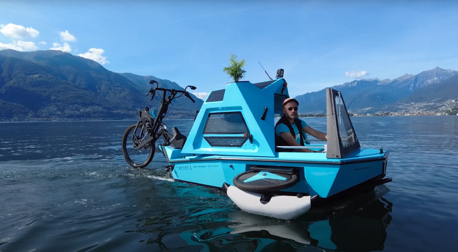 Z-Tritón, un vehículo único en el mundo: bicicleta, barco y caravana
