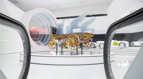 El impresionante museo de Porsche, a vista de dron
