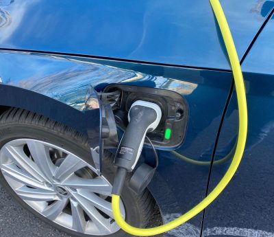 berlinas y compactos PHEV