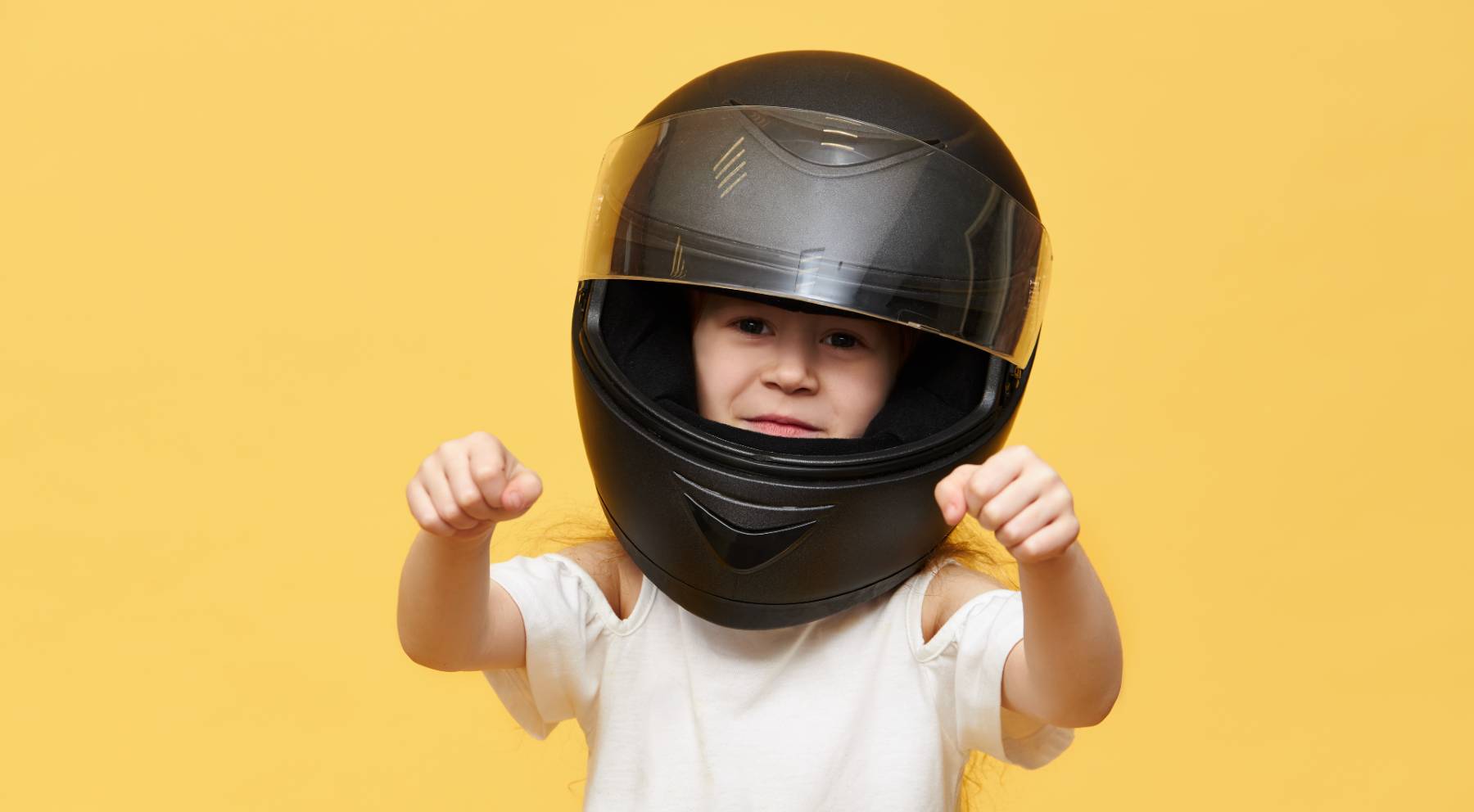 Favor Honestidad mantener Cuál es la edad mínima para llevar a un niño en moto?