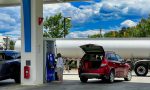¿Cuánto ha bajado el precio de la gasolina y diésel?