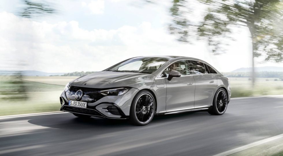Mercedes presenta el EQE, la nueva berlina eléctrica deportiva de lujo