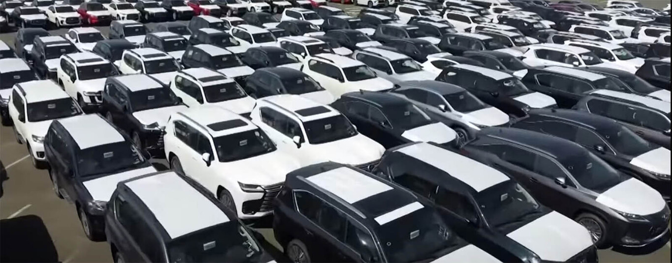 8.000 coches que iban a Rusia se quedan bloqueados en Bélgica
