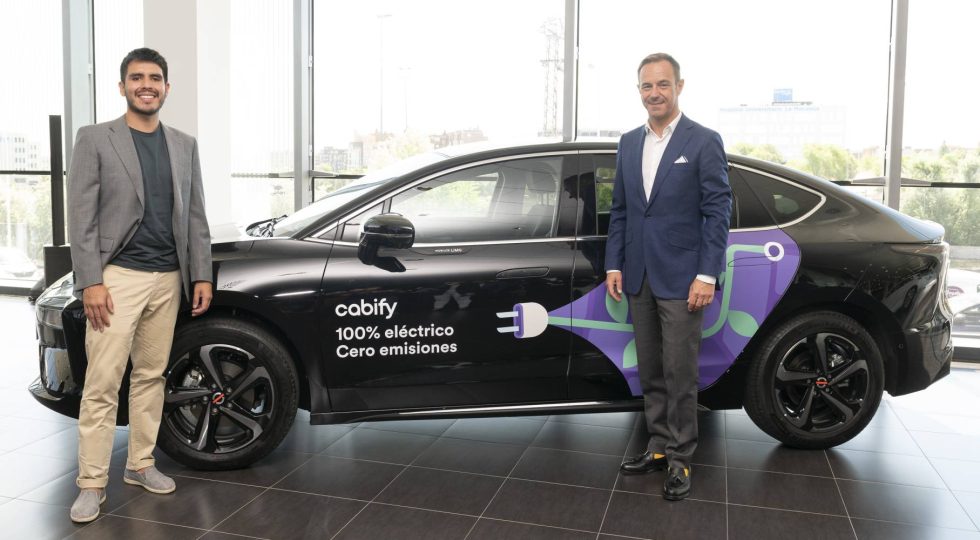 Cabify estrenará en Madrid el Limo, primer coche de Mobilize
