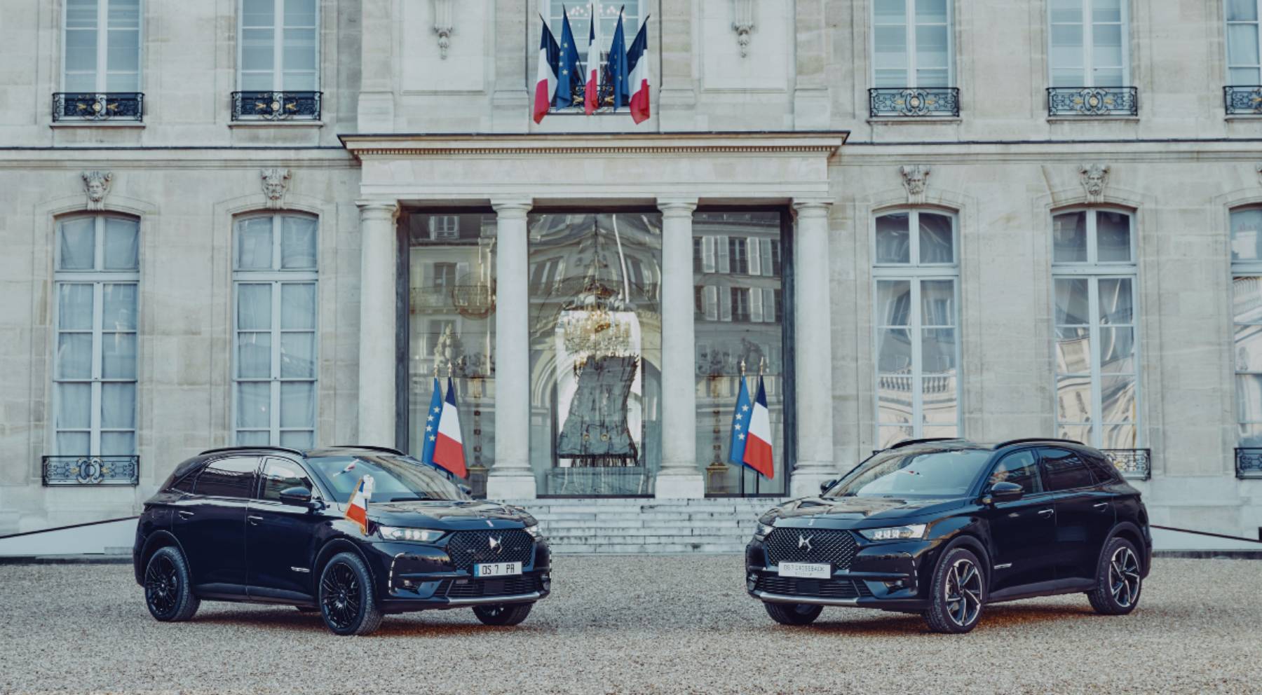 Coche Emmanuel Macron